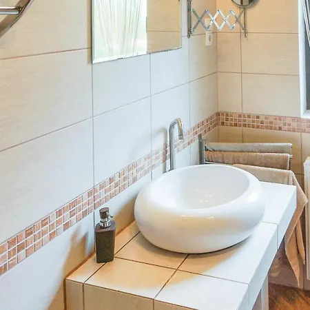 Three-bedroom In Apartman Gyenesdiás