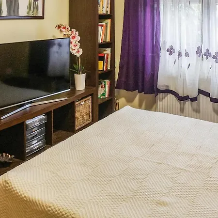 Three-bedroom In Gyenesdiás